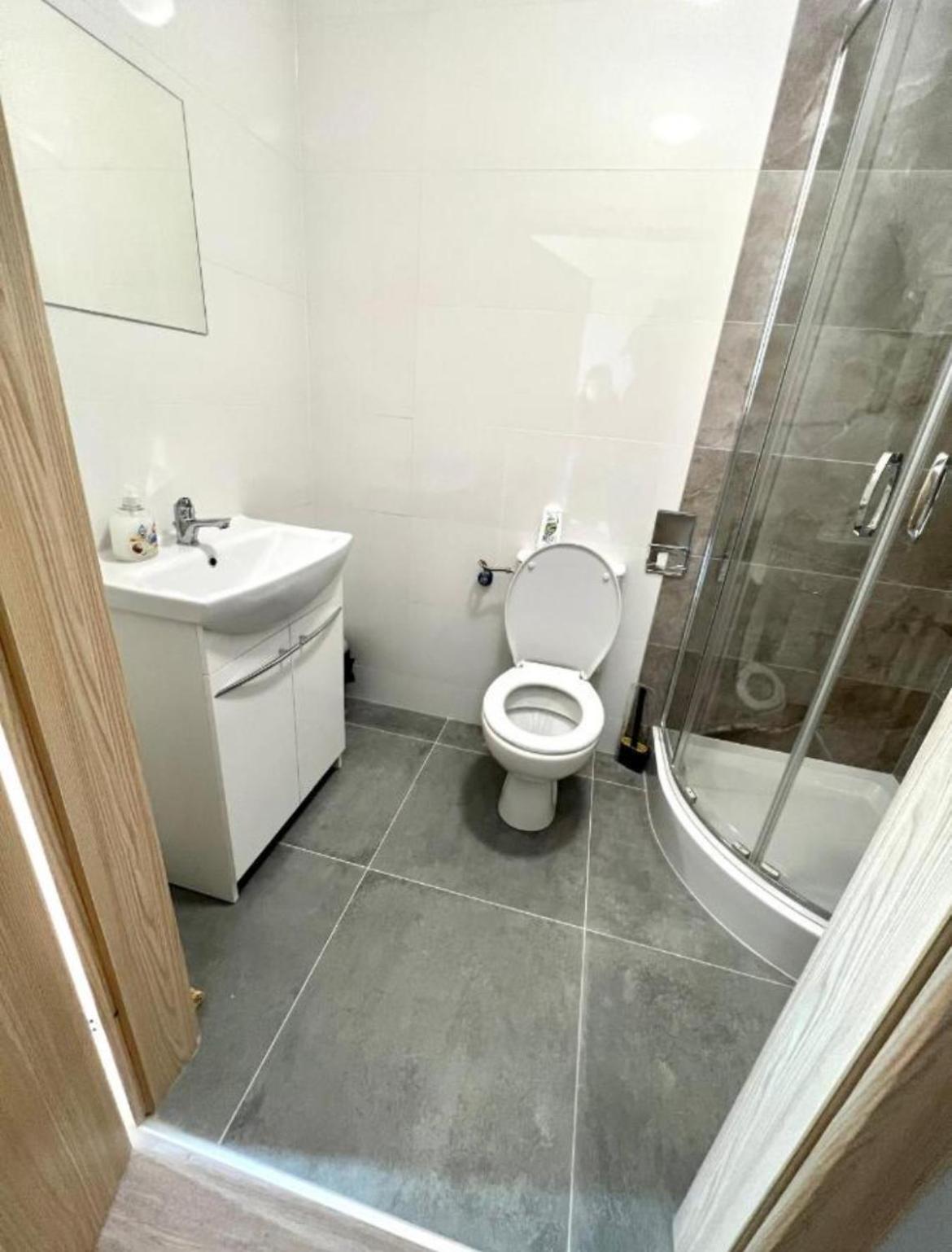 Osper Rooms Łomża Exteriör bild